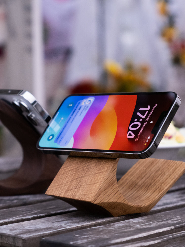 MagSafe Timber Solid Wood iPhone Dock