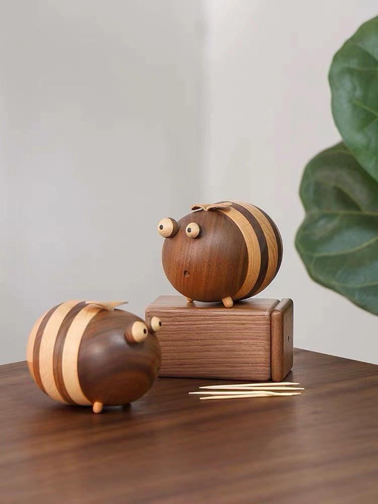 Bee toothpick box
