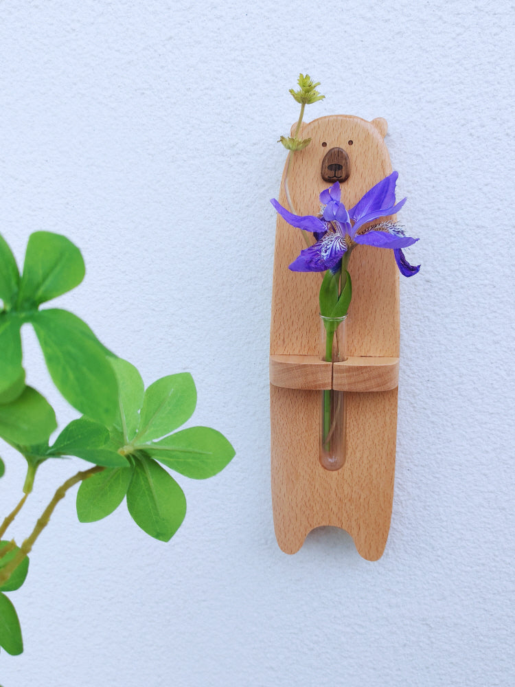 Honey Hug Vase