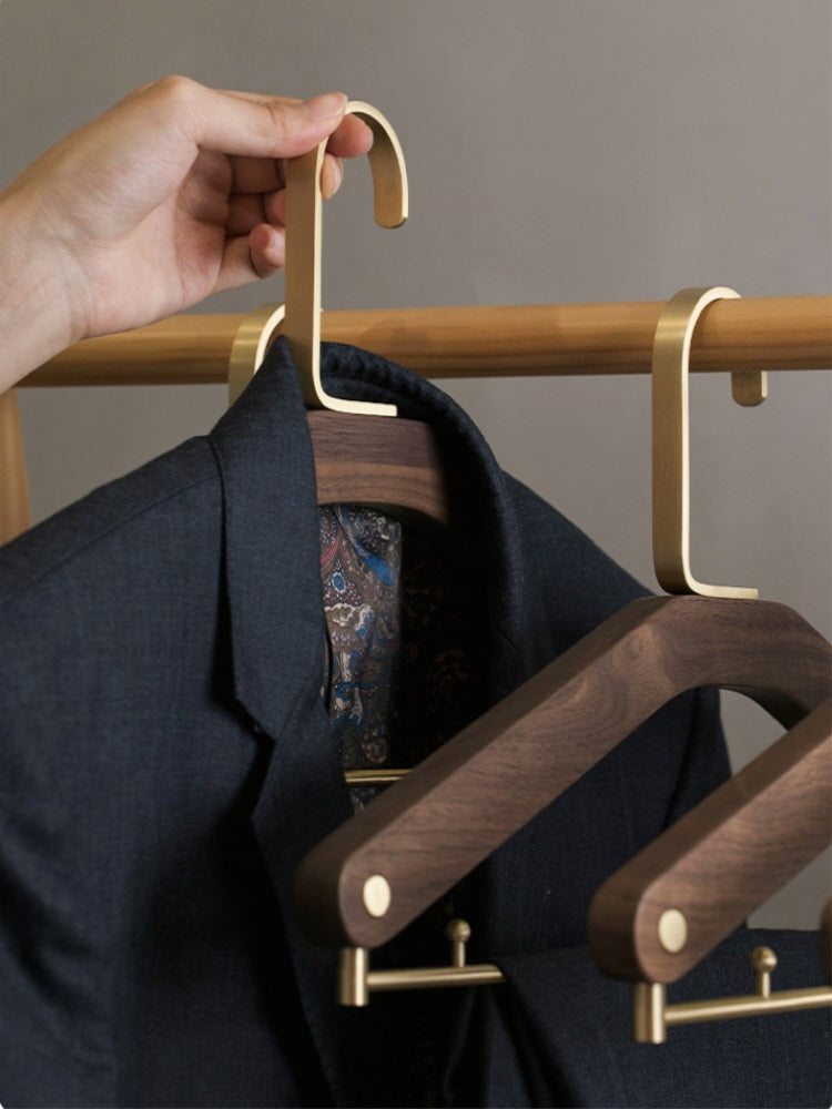Clothes Hanger