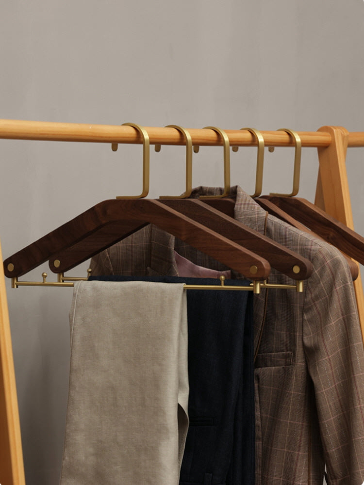 Clothes Hanger