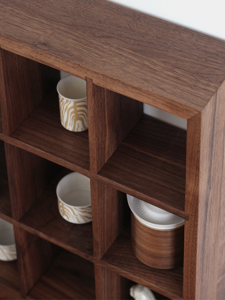 Showcase Pro Display Shelf – WOODOTAKU